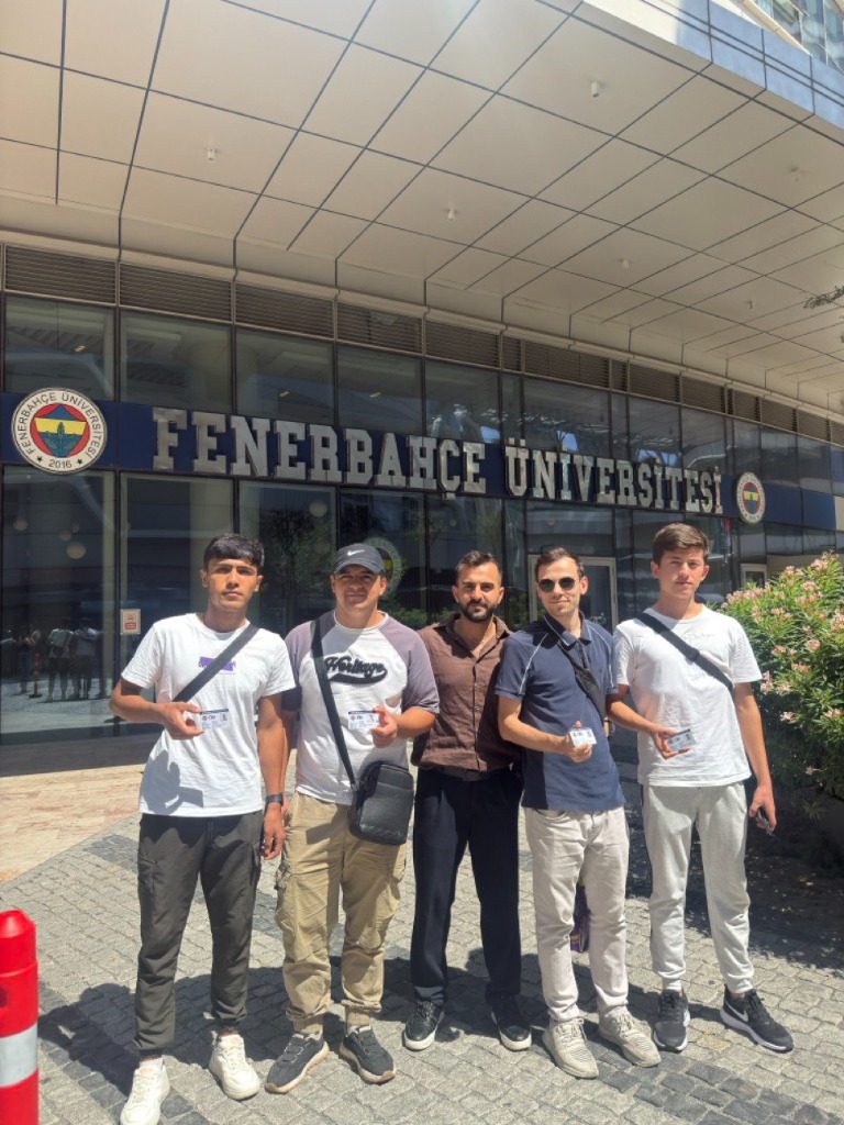 Unikamet ile Türkiye'de eğitime başlayan öğrenci